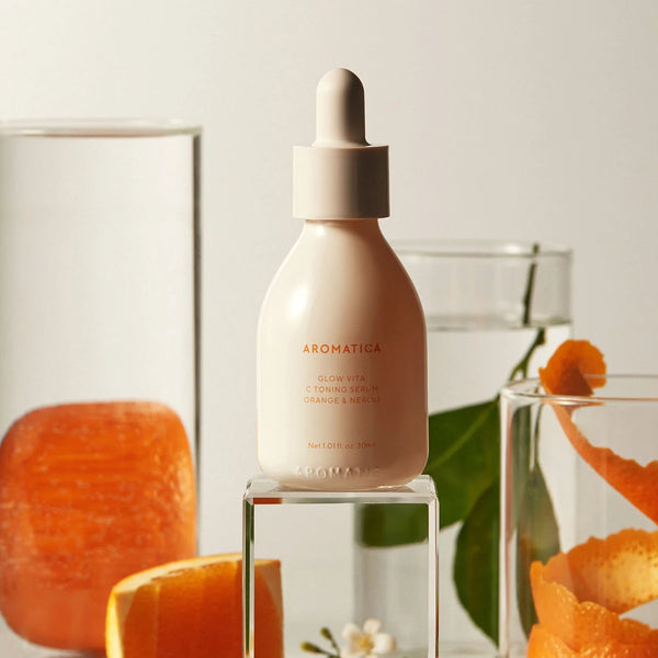 Serums mirdzuma piešķiršanai ādai Aromatica Glow Vita C Toning Serum Orange & Neroli