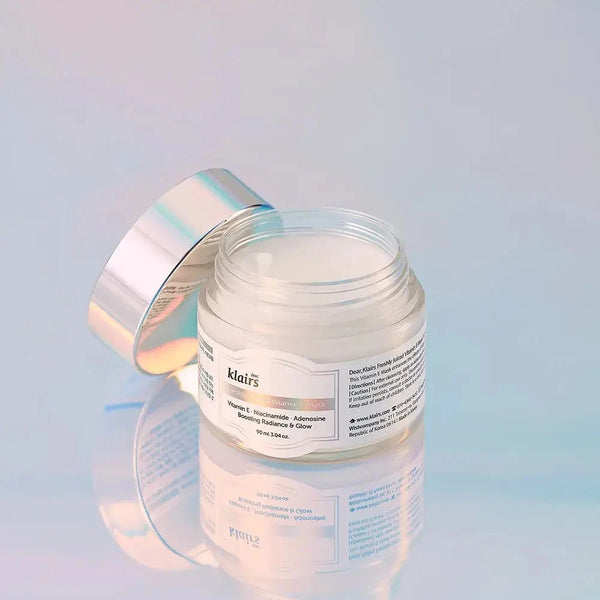 Vitamīniem bagāta maska mirdzuma piešķiršanai ādai Dear Klairs Freshly Juiced Vitamin E Mask