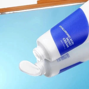 Krēms dziļai ādas mitrināšanai ar hialuronskābe IsNtree Hyaluronic Acid Moist Cream