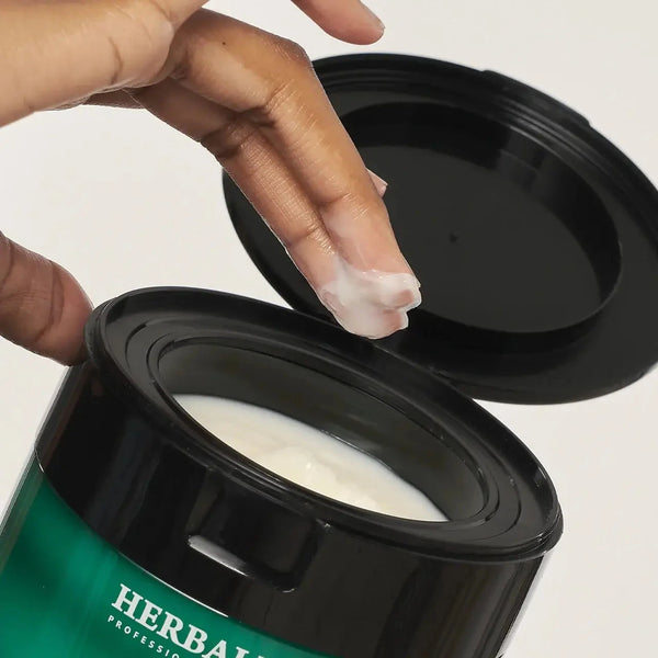 Matu maska ar aminoskābēm Lador Herbalism Treatment