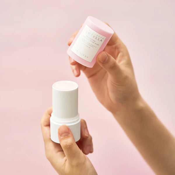 Māla maska poru attīrīšanai zīmuļa formātā SKIN1004 Poremizing Quick Clay Stick Mask