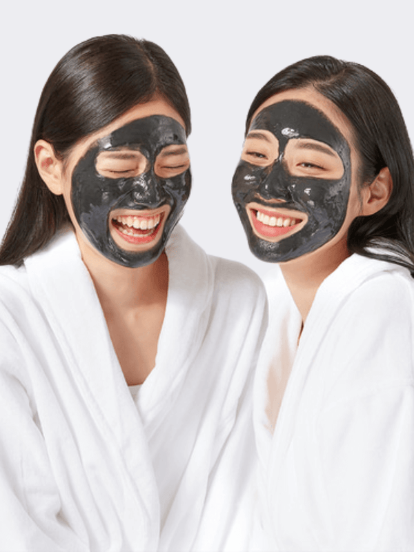 Skābekļa maska melno punktiņu novēršanai ar kokogli Some By Mi Charcoal BHA Pore Clay Bubble Mask