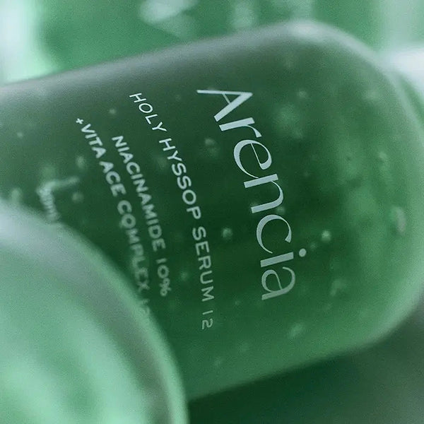 Izgaismojošs serums ar isopu Arencia Holy Hyssop Serum 12