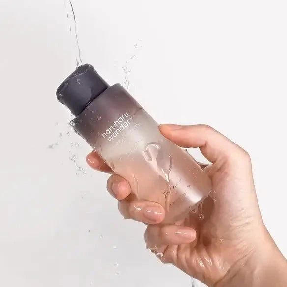 Toniks ar melnajiem rīsiem ar hialuronskābi Haruharu Wonder Black Rice Hyaluronic Toner Sensitive Skin