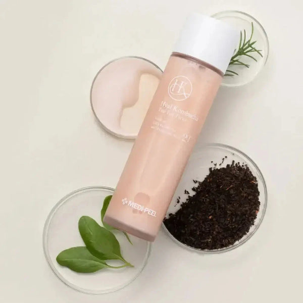 Divu tekstūru toniks ar 70% kombuču un keramīdiem Medi-Peel Hyal Kombucha Tea-Tox Toner