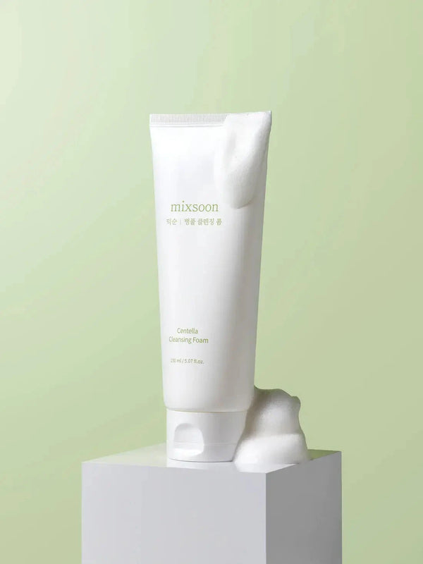 Putiņas ar Āzijas centellu Mixsoon Centella Cleansing Foam