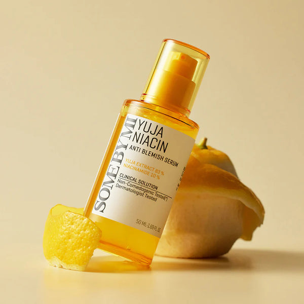 Izgaismojošs serums ar ekstraktu Yuzu Some By Mi Yuja Niacin Blemish Care Serum